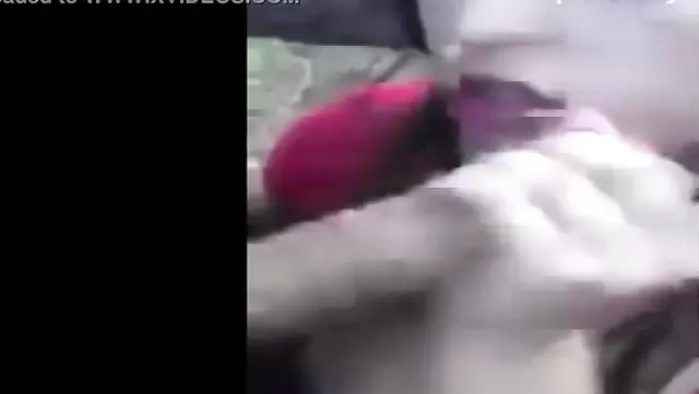 Любительский минет от турчанки на природе